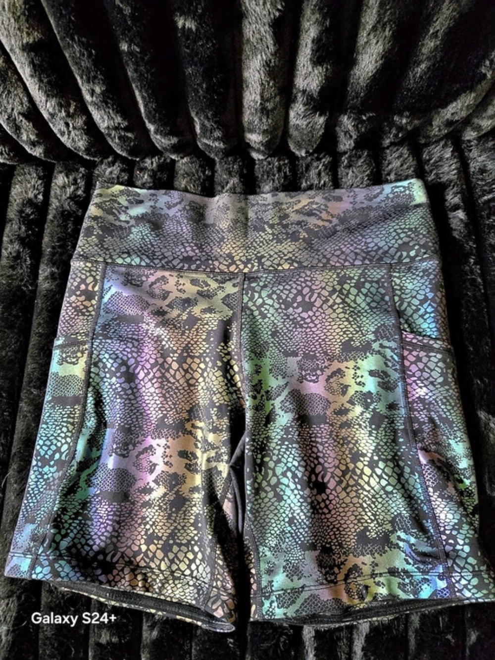 CVG 7" Glisten Up Shorts, Size Lg